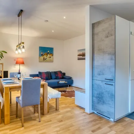 Na-home Streif Apartamento